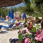 Paradise 3*