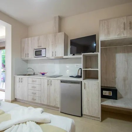 Aparthotel Paradise Laganas