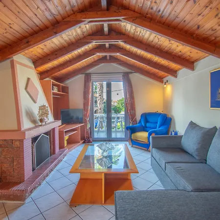 Aparthotel Paradise 3*