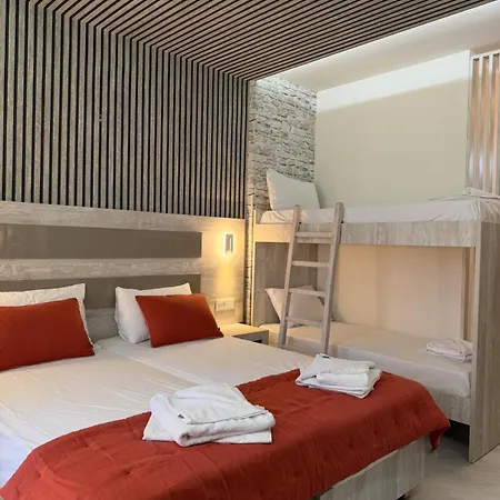 Paradise Aparthotel