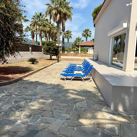Paradise Aparthotel