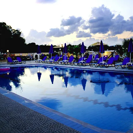 Paradise 3*